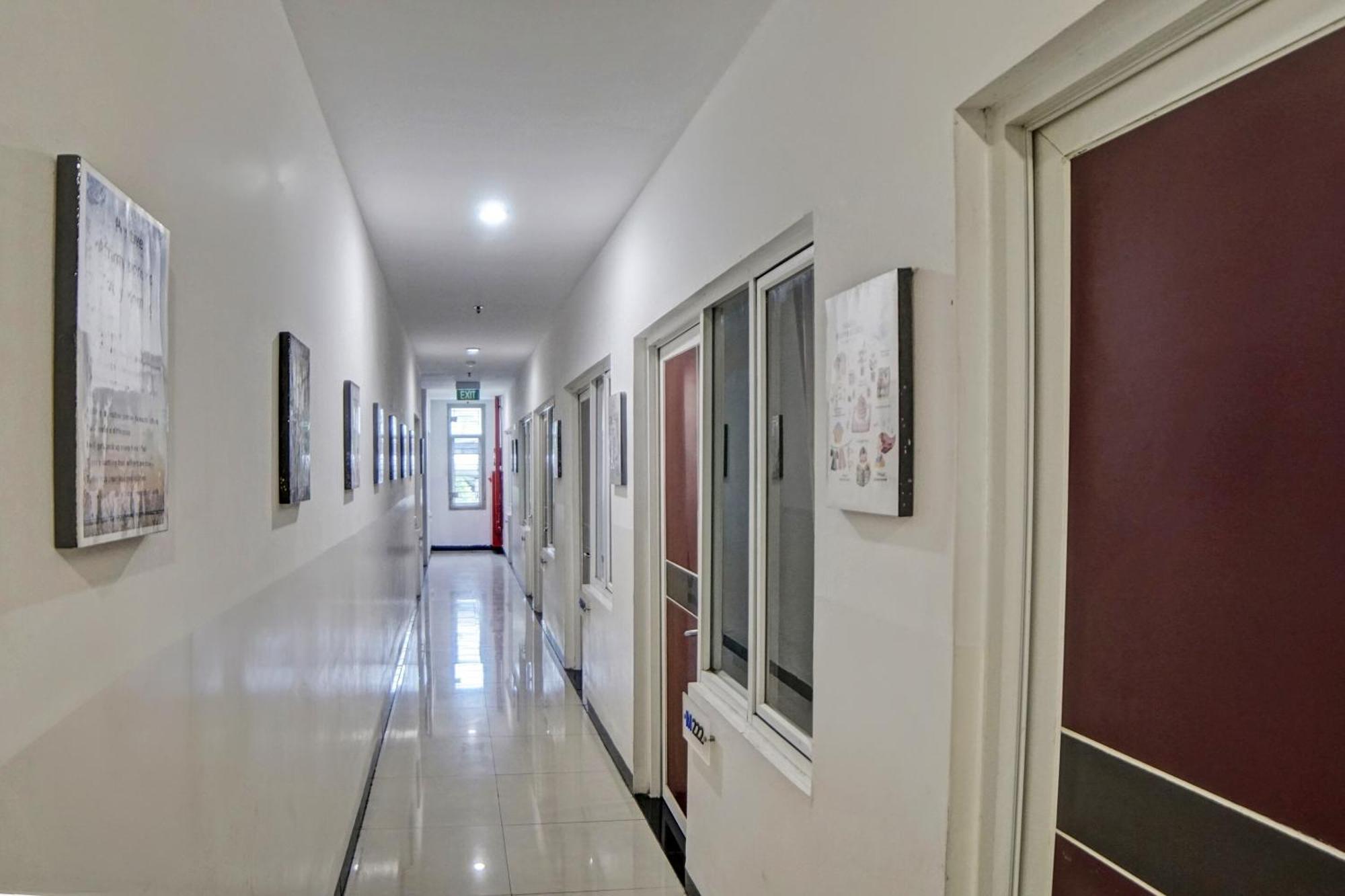 Spot On 92822 Finest House Near Amplas Bus Terminal Medan Buitenkant foto